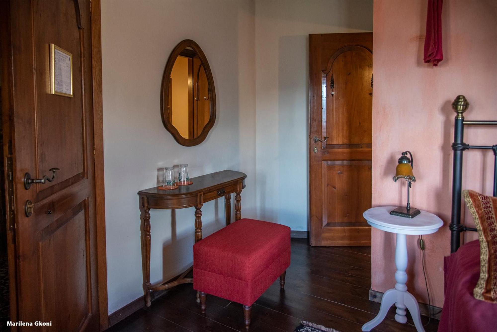 Petradi 1873 Hotel Kalarrites Luaran gambar