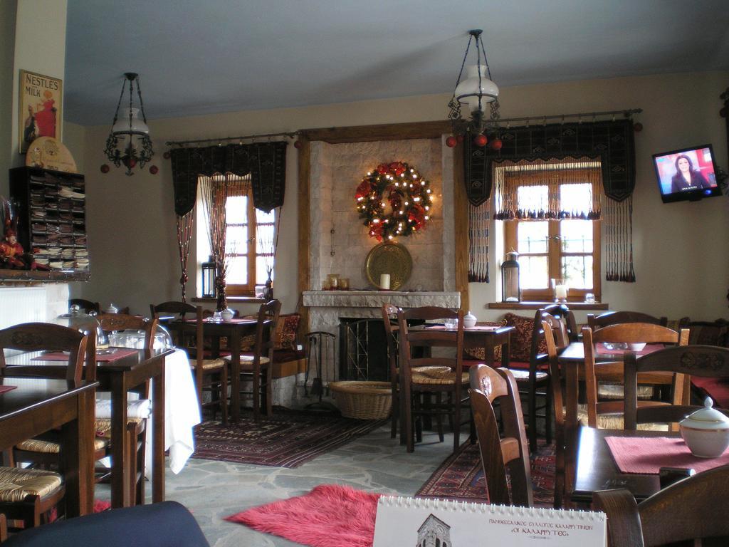 Petradi 1873 Hotel Kalarrites Luaran gambar